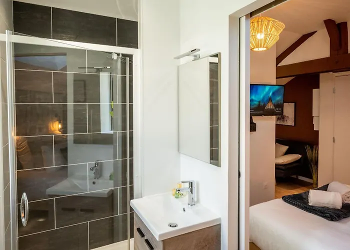 Major D'home Amalgame Avec Jacuzzi En Option דירה *